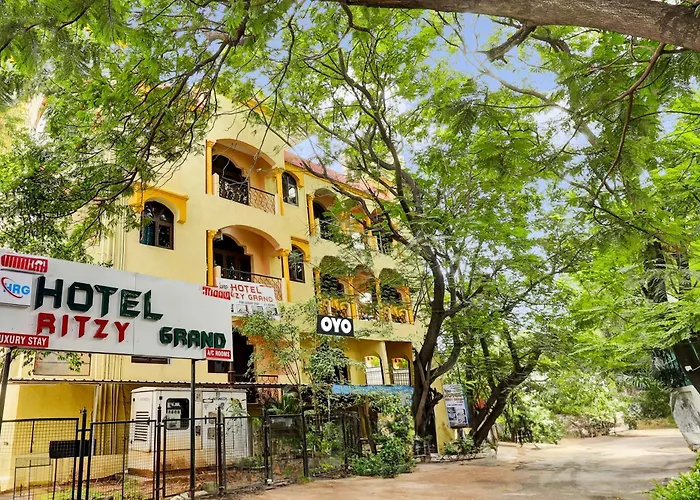 Hotel O Regal Grand